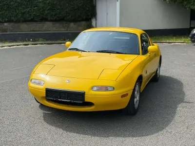 Usata Mazda MX5 Edition 90 CV (66 kW) 1995 Giallo Cabrio