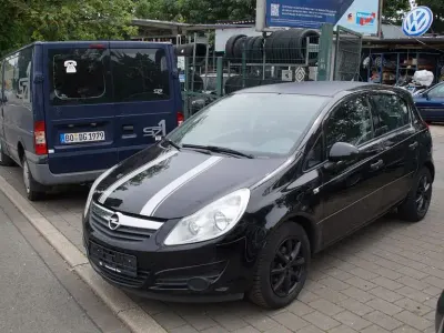 Gebraucht Opel Corsa Selection 60 PS (44 kW) 2010 Schwarz Kleinwagen