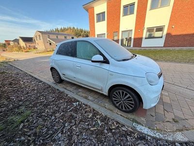 Weiß Gebraucht 2021 Renault Twingo Intens Kleinwagen | 9.000 € (Guter Preis)