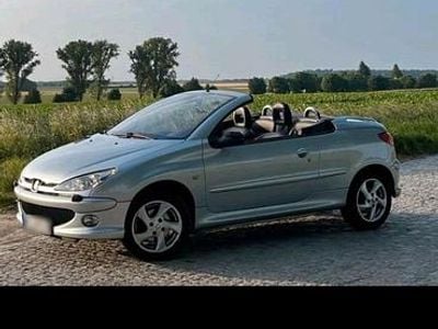 Gebraucht Peugeot 206 CC 109 PS (80 kW) 2003 Grau Cabrio