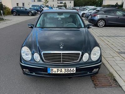 Mercedes E240