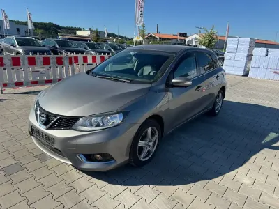 Gebraucht Nissan Pulsar Tekna 110 PS (80 kW) 2016 Grau Kleinwagen