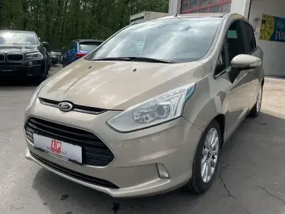 Używany Ford B-MAX Titanium 105 KM (77 kW) 2014 Srebrny Minivan