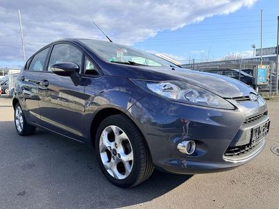 Gebraucht Ford Fiesta Champions Edition 82 PS (60 kW) 2012 Grau Kleinwagen