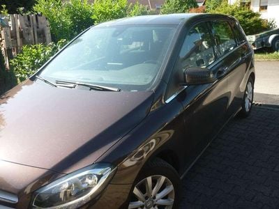 Mercedes B180
