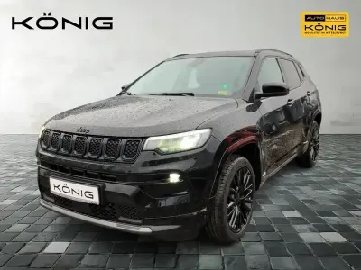 Second-hand Jeep Compass Altitude 131 CP (96 kW) 2023 Negru SUV