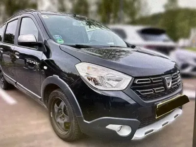 Gebraucht Dacia Lodgy Stepway 116 PS (85 kW) 2018 Schwarz Van / Kleinbus
