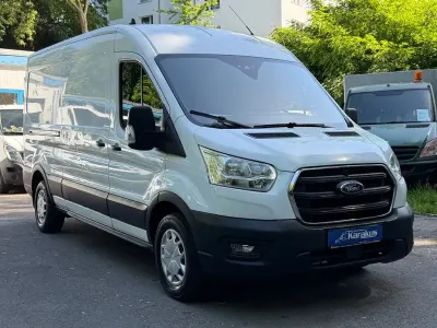 Gebraucht Ford Transit Trend 131 PS (96 kW) 2021 Weiß Van / Kleinbus