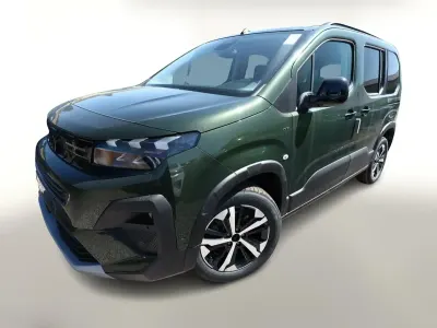 Neu Peugeot Rifter GT 131 PS (96 kW) 2026 Sirrka grün metallic Van / Kleinbus