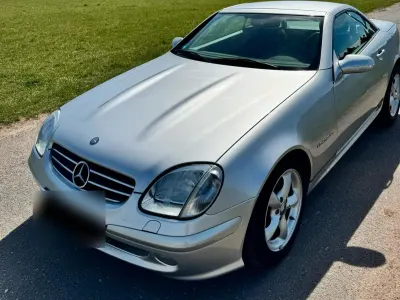 Second-hand Mercedes SLK200 163 CP (119 kW) 2003 Argintiu Cabrio