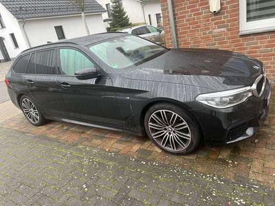 Gebraucht BMW 520 M Sport 190 PS (139 kW) 2018 Schwarz Kombi