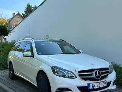 Gebraucht Mercedes E220 Avantgarde 170 PS (125 kW) 2013 Kombi