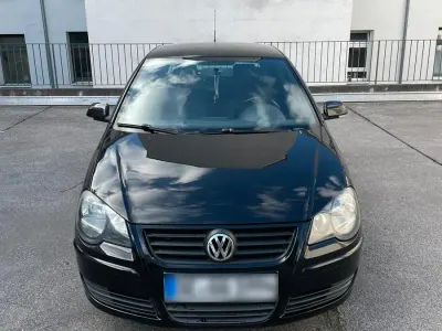 Gebraucht VW Polo 69 PS (50 kW) 2009 Schwarz Kleinwagen