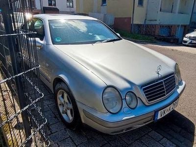 Mercedes 200