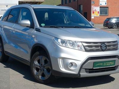 Gebraucht Suzuki Vitara 120 PS (88 kW) 2017 Silber SUV