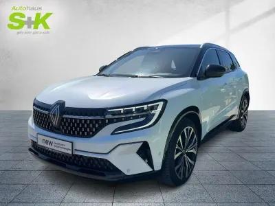 Gebraucht Renault Austral Iconic 200 PS (147 kW) 2023 Perlmuttweiß, dach black pear SUV