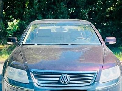 VW Phaeton