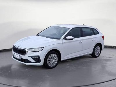 Usata Skoda Scala Essence 95 CV (69 kW) 2025 Bianco Utilitaria
