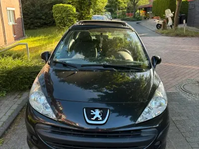 Gebraucht Peugeot 207 73 PS (53 kW) 2007 Schwarz Kleinwagen