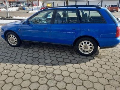 Gebraucht Audi A4 110 PS (80 kW) 1996 Blau Kombi