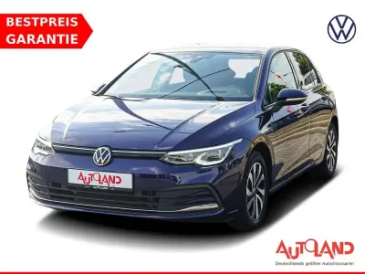 Gebraucht VW Golf VIII Active 150 PS (110 kW) 2022 Blau Limousine