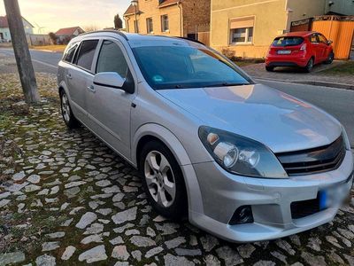 Gebraucht Opel Astra 106 PS (77 kW) 2005 Silber Kombi