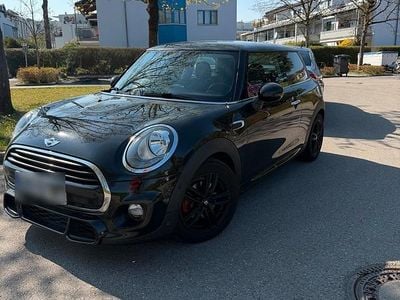 Second-hand Mini Cooper 136 CP (100 kW) 2017 Negru Hatchback