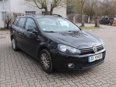 Gebraucht VW Golf VII Match 105 PS (77 kW) 2012 Deep black perleffekt Kombi