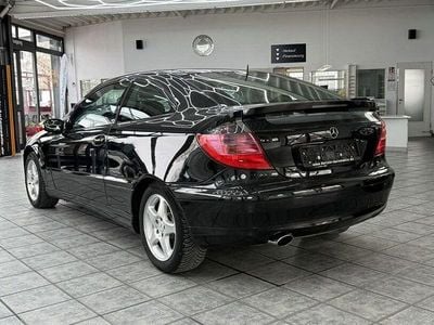 Gebraucht Mercedes C320 Sport 218 PS (160 kW) 2004 Schwarz Coupé