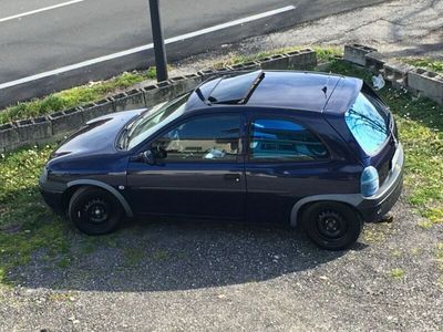 Brugt Opel Corsa 65 HK (47 kW) 1998 Blå Hatchback