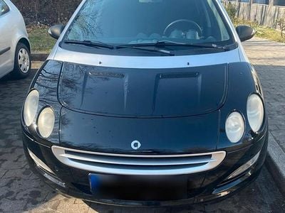 Usado Smart ForFour 75 HP (55 kW) 2004 Verde Citadino