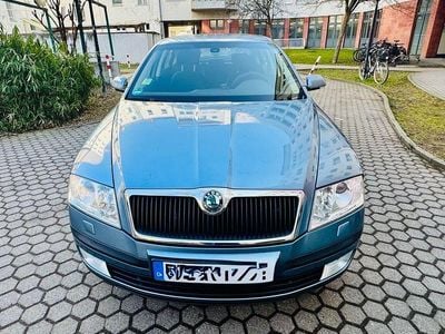 Gebraucht Skoda Octavia 160 PS (117 kW) 2008 Blau Limousine