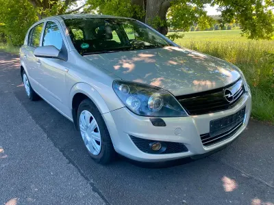 Gebraucht Opel Astra 116 PS (85 kW) 2007 Limousine