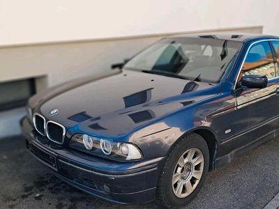 Gebraucht BMW 525 140 PS (102 kW) 2001 Blau Limousine