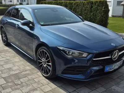 Gebraucht Mercedes CLA250e Shooting Brake Edition 218 PS (160 kW) 2021 Blau Kombi