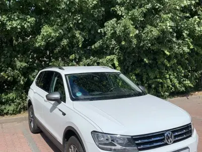 Gebraucht VW Tiguan Comfortline 190 PS (139 kW) 2019 Weiß SUV