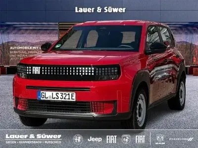 Gebraucht Fiat Grande Panda Red 83 kW (113 PS) 2025 Rot Kleinwagen