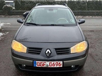 Gebraucht Renault Mégane GrandTour Privilege 113 PS (83 kW) 2005 Grau Kombi