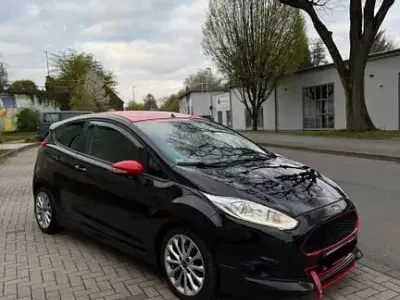 Gebraucht Ford Fiesta Sport 140 PS (102 kW) 2015 Schwarz Kleinwagen