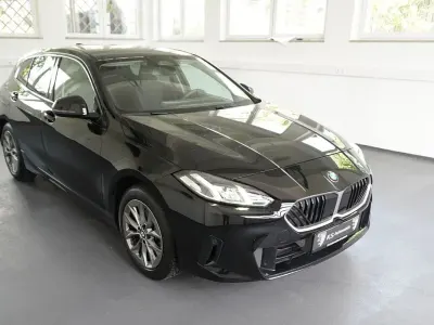 Gebraucht BMW 118 150 PS (110 kW) 2025 Schwarz Kleinwagen