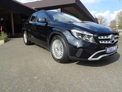 Usata Mercedes GLA180 122 CV (89 kW) 2018 Nero SUV