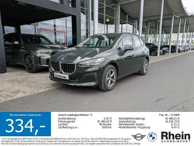 Gebraucht BMW 220 Active Tourer 156 PS (114 kW) 2025 Grün Van / Kleinbus