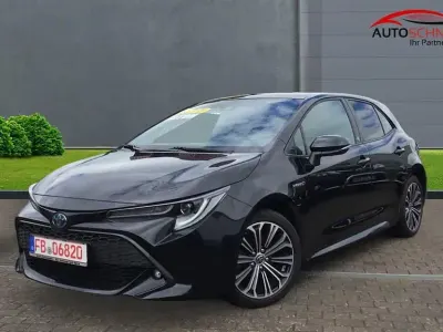 Gebraucht Toyota Corolla Hybrid Team 152 PS (111 kW) 2022 Schwarz Limousine