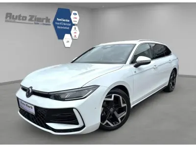 Gebraucht VW Passat R-line 150 PS (110 kW) 2025 Weiss Kombi