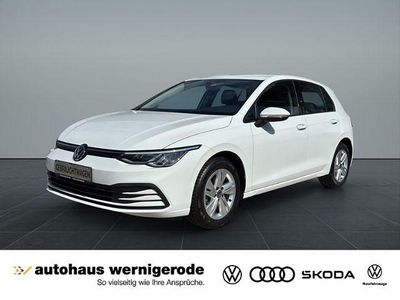 Gebraucht VW Golf VIII Life 150 PS (110 kW) 2022 Weiß Limousine