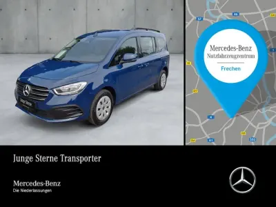 Używany Mercedes T180 131 KM (96 kW) 2025 Niebieski Minivan