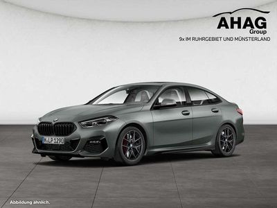 Gebraucht BMW 220 M Sport 178 PS (130 kW) 2024 Frozen pure grey metallic Coupé