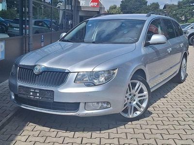 Gebraucht Skoda Superb Ambition 170 PS (125 kW) 2012 Silber Kombi