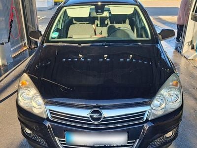 Gebraucht Opel Astra 125 PS (91 kW) 2008 Schwarz Kombi