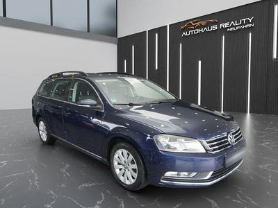 Gebraucht VW Passat Comfortline 122 PS (89 kW) 2010 Blau Limousine